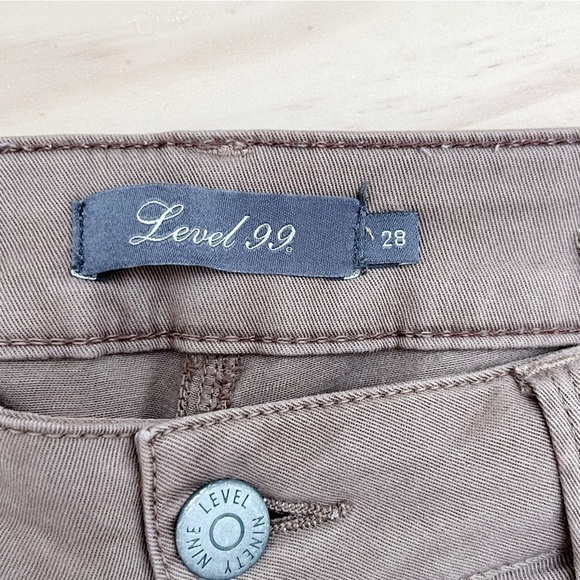 Anthropologie Level 99 Lily Skinny Straight Jeans in Desert Sand, Size 28 - Picture 5 of 13